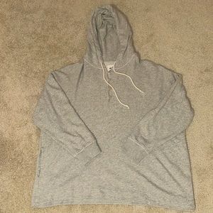Aerie’s womens light grey hoodie with pockets. Size L.